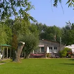 Ferienhaus Am Achterwasser In Luetow